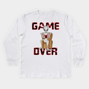 gray alien lover of video games. Game over. Kids Long Sleeve T-Shirt